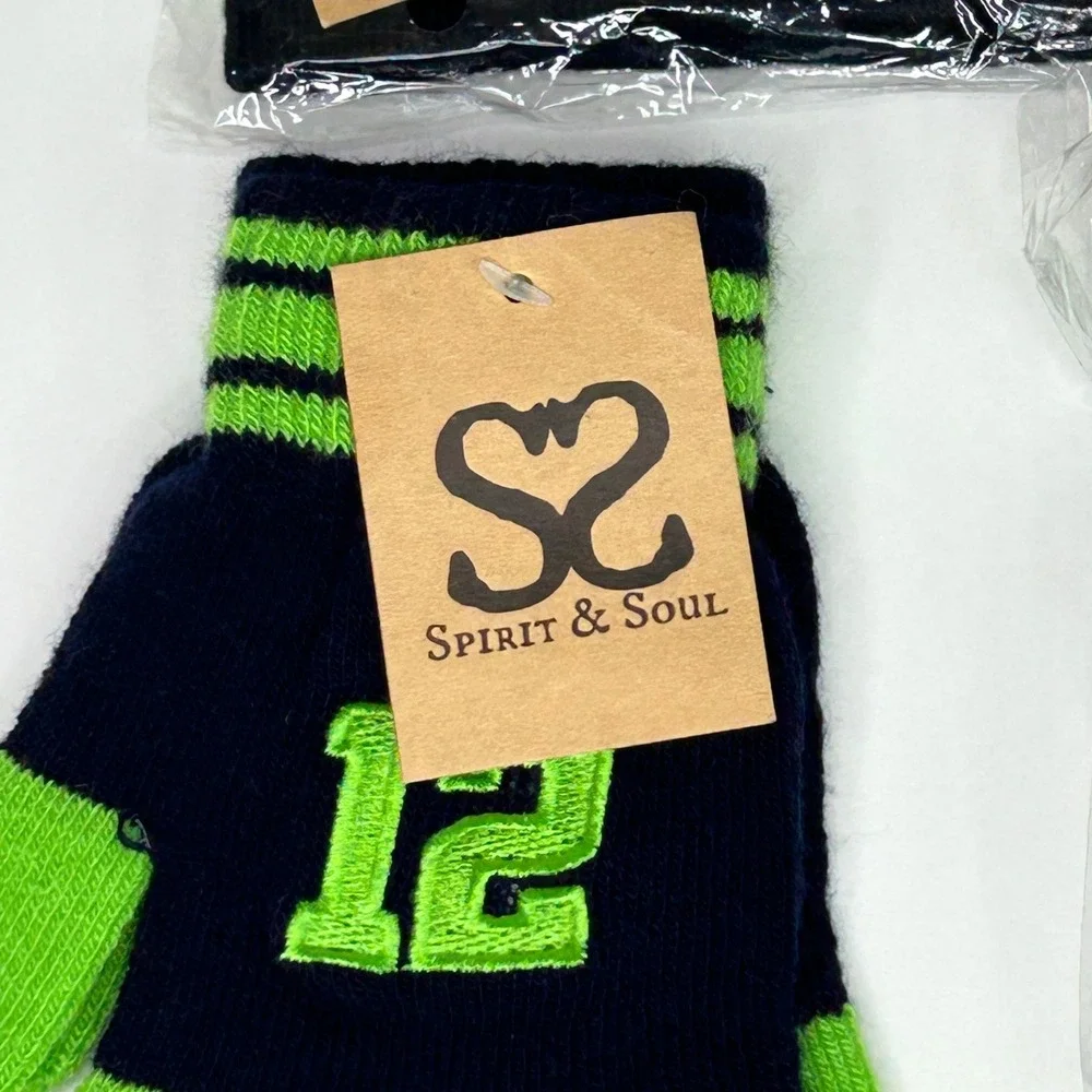 Spirit Soul Seattle Seahawks 12th Man Knit Gloves Headband‎ Set